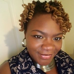 Meet your Posher, Santoria